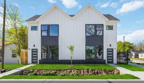 Tiny photo for 4501 Newberry Street #A, Houston, TX 77051 (MLS # 65638729)