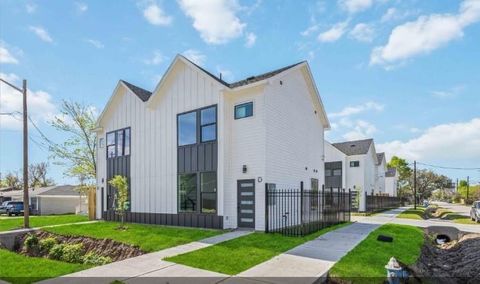 Tiny photo for 4501 Newberry Street #A, Houston, TX 77051 (MLS # 65638729)
