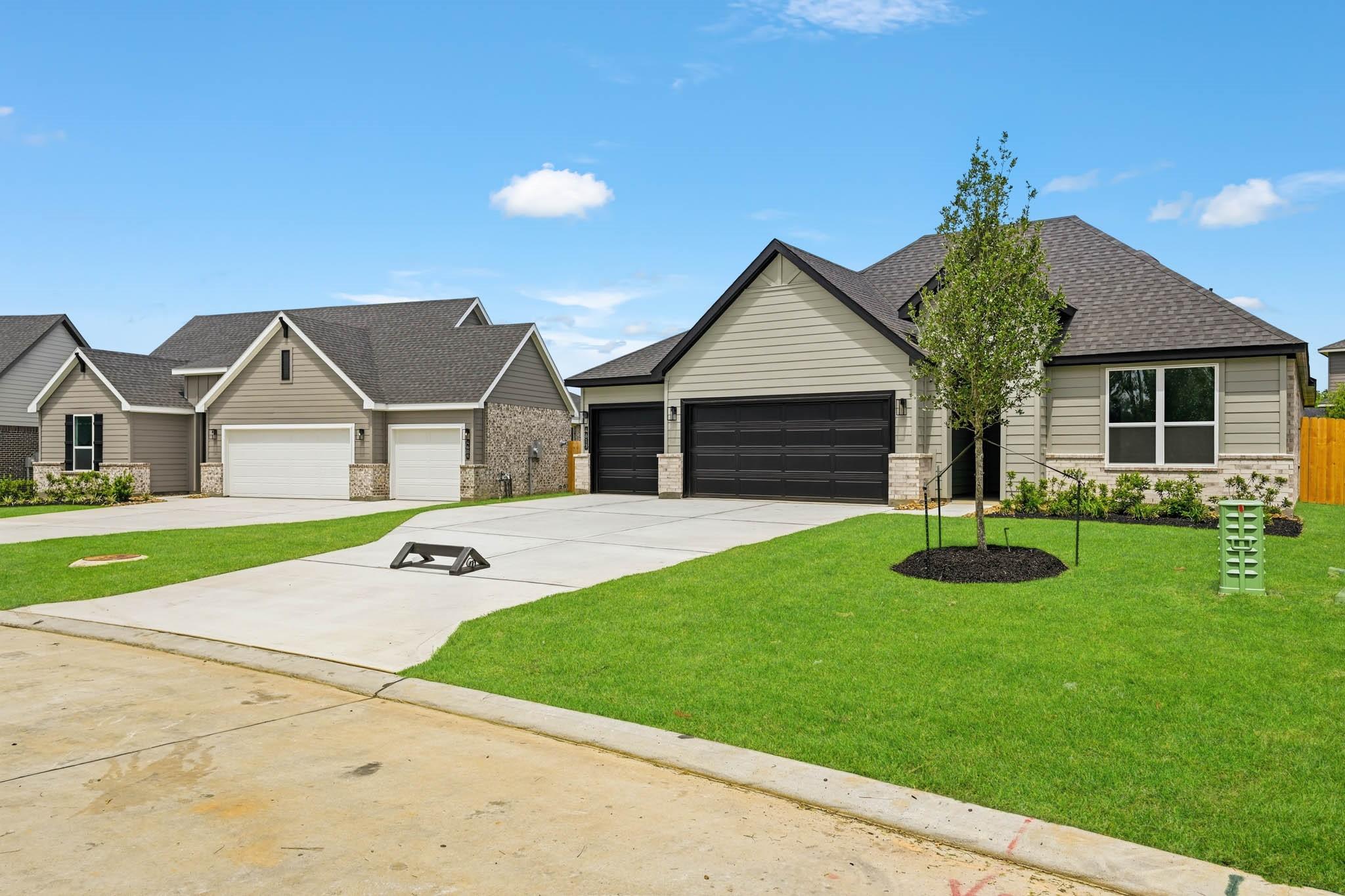 4613 Vernal Loop Drive