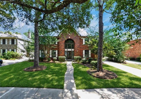 Photo of 1306 N Gabriel River Circle, Sugar Land, TX 77478 (MLS # 54430690)