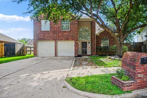 Photo of 5123 Chase Park Gate Street, Bacliff, TX 77518 (MLS # 85564818)
