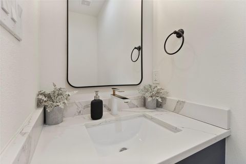 Tiny photo for 1277 Oakmont Villas Drive, Houston, TX 77091 (MLS # 41256496)