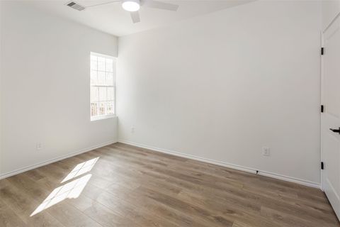 Tiny photo for 1277 Oakmont Villas Drive, Houston, TX 77091 (MLS # 41256496)