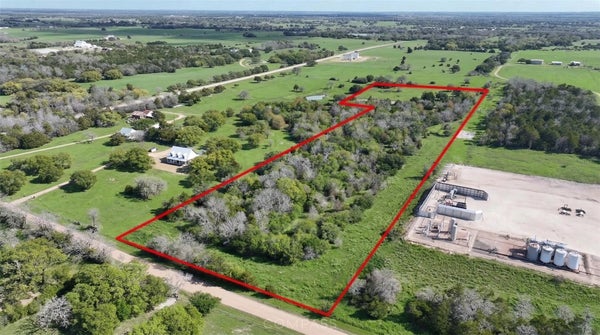 ADDRESS PRIVATE, ROUND TOP, TX  - Image 5651508d7f341cc8a0549e6db7fcf001/3901620389