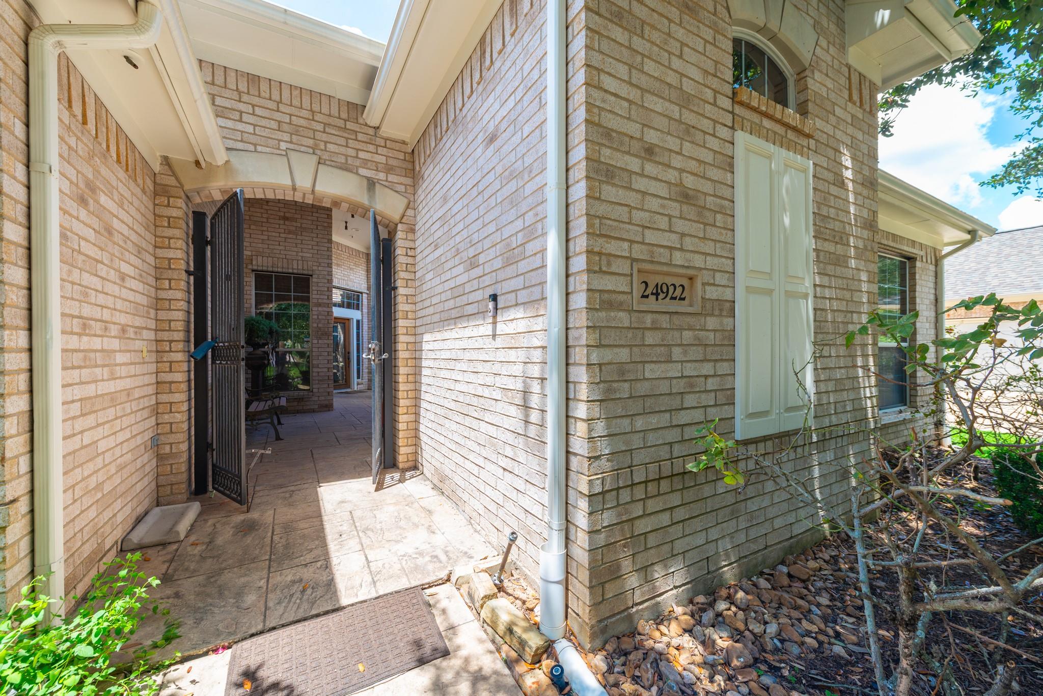 24922 Cinco Manor Lane