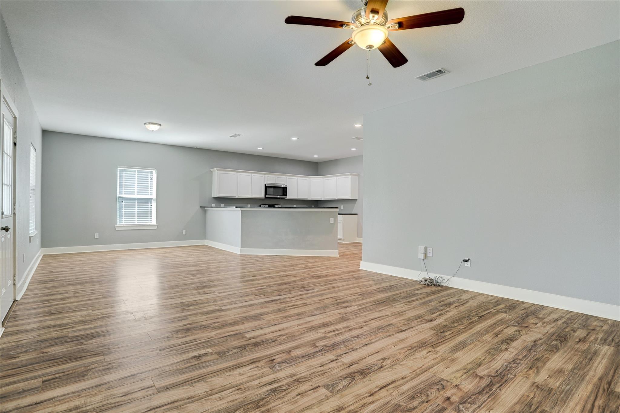 1610 W Willis