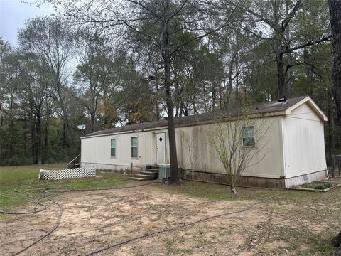 Photo of 944 Whispering Pine Lane, Lufkin, TX 75901 (MLS # 63408305)