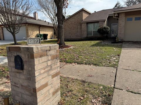 Photo of 13123 Chipman Glen Drive, Houston, TX 77082 (MLS # 53213687)