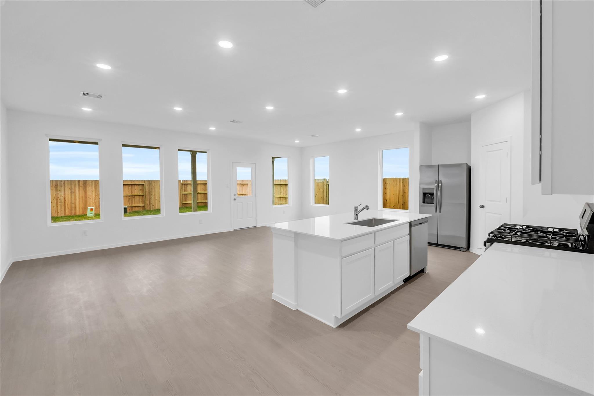 22015 Maddaloni View Drive