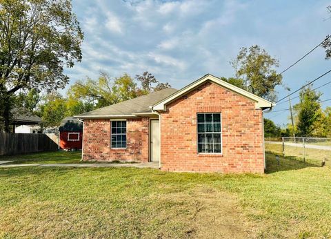 Photo of 5123 Denmark Street, Houston, TX 77016 (MLS # 38363256)