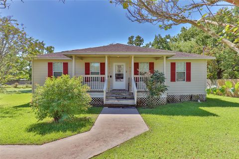 Photo of 123 Robinson Road, Oyster Creek, TX 77541 (MLS # 87525946)