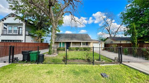 Photo of 7518 Gracia Street, Houston, TX 77037 (MLS # 6361331)
