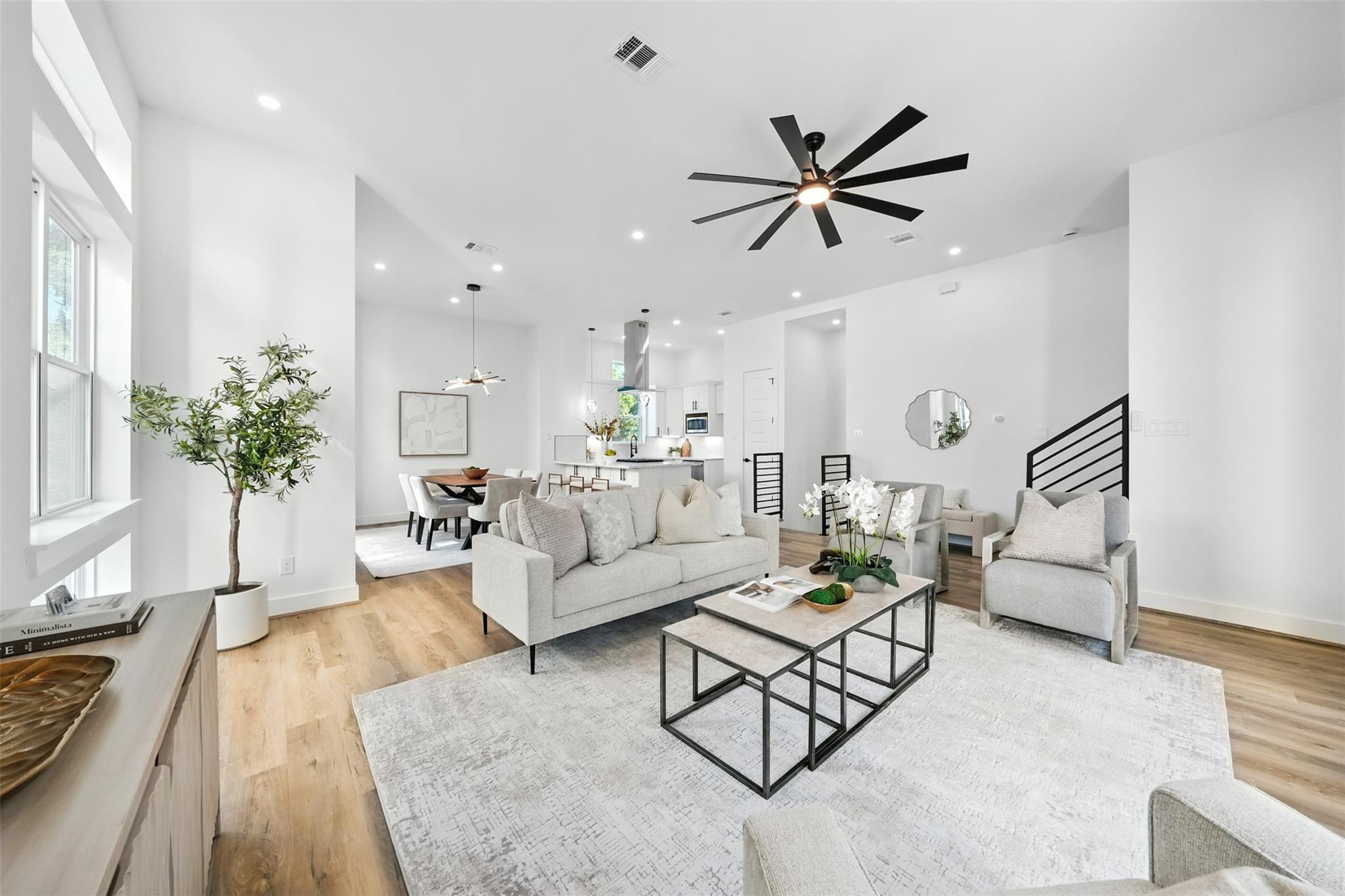 1913 Hoskins Drive I