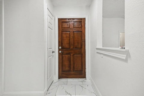 857008520
