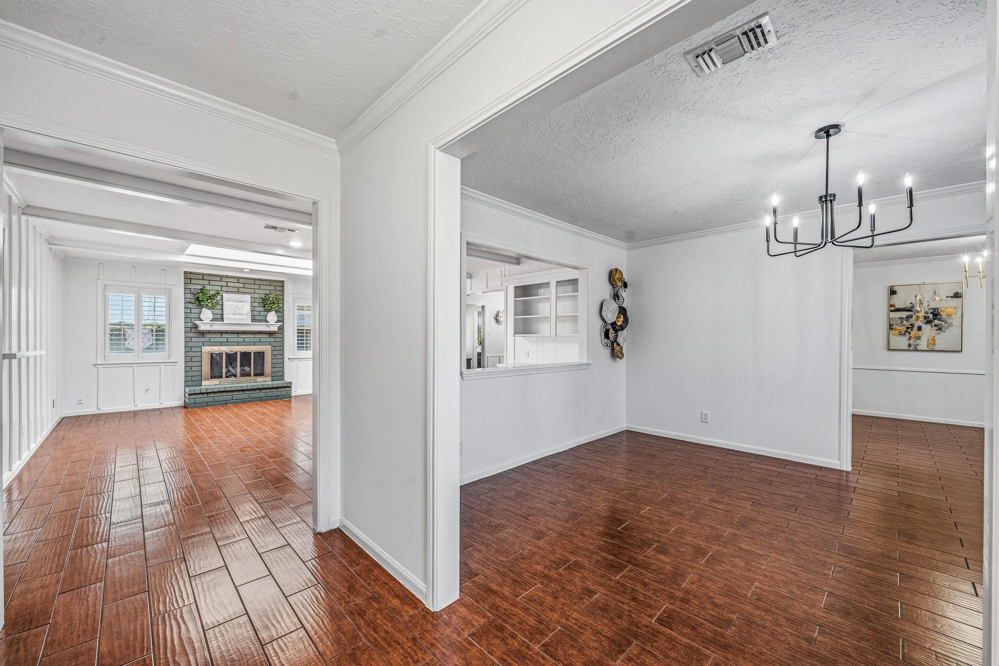 16517 De Lozier Street