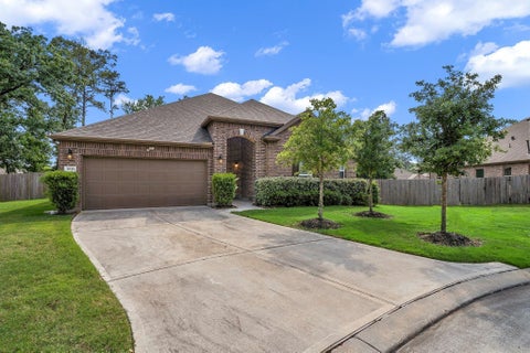 Photo of 1810 Daly Way, Conroe, TX 77304 (MLS # 34846923)