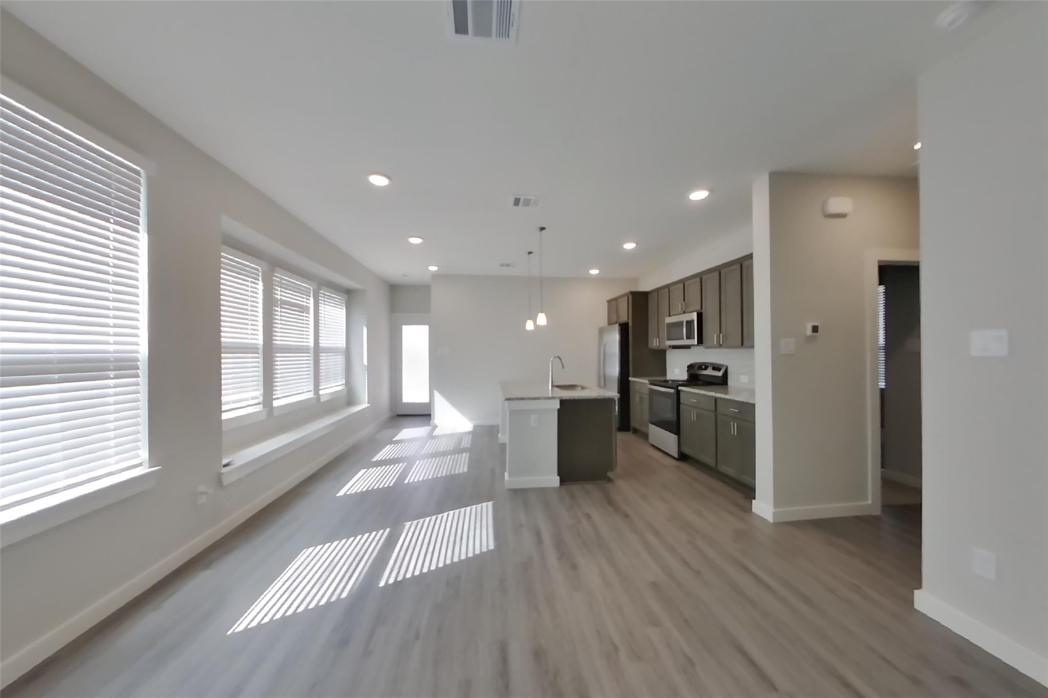 2414 Cohorn Trail