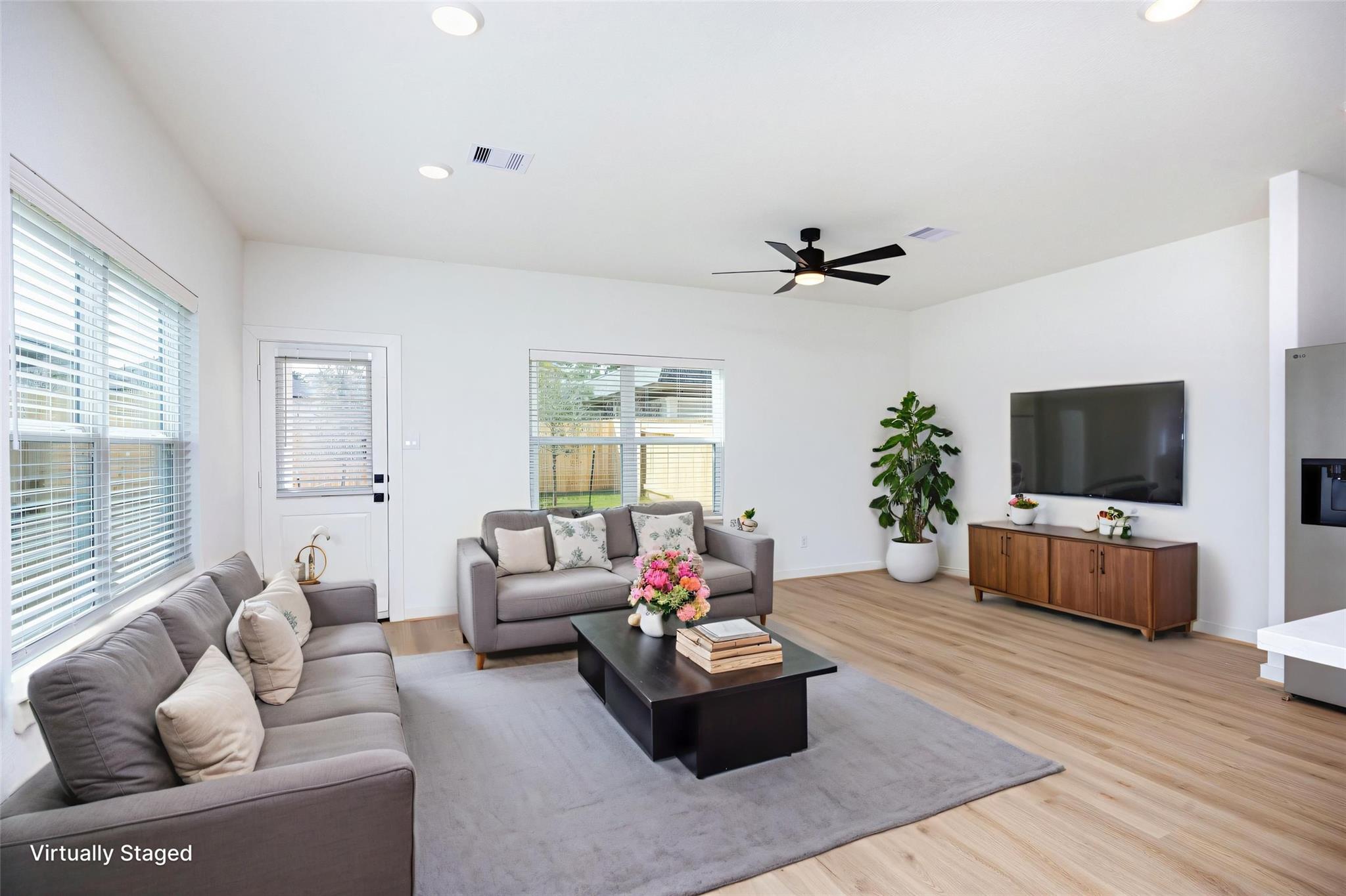 2035 Longmire Villas Court