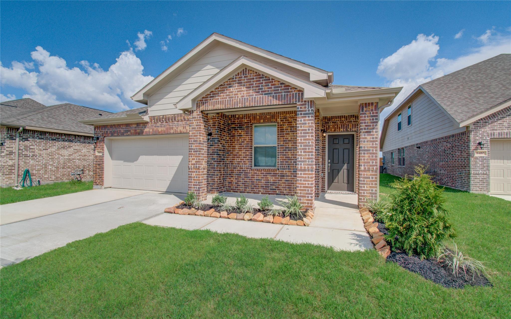 8414 Beacon Bay Circle