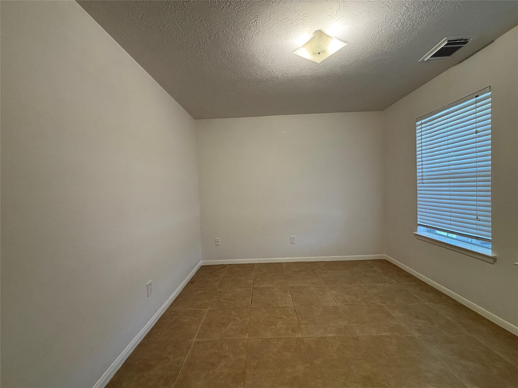 6511 Dogwood Park Lane