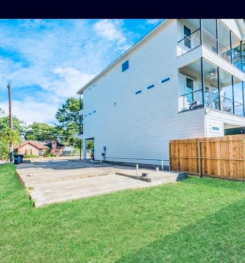 Photo of 3017 Elysian Street, Houston, TX 77009 (MLS # 18679489)