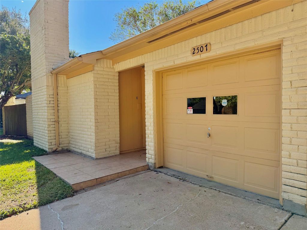 Photo of 2507 Coopers Post Lane, Sugar Land, TX 77478 (MLS # 58516253)