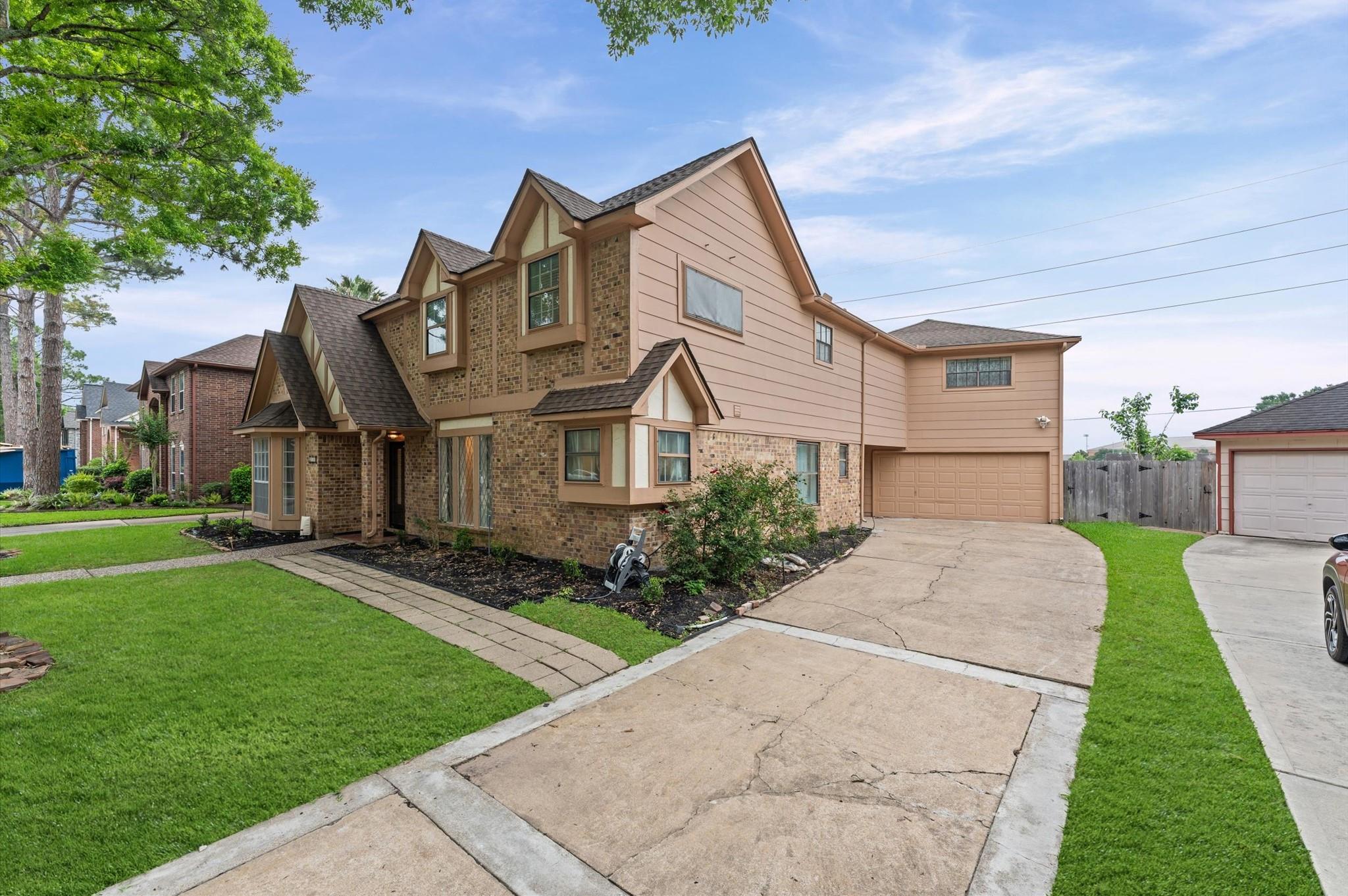 110 Shadow Wood Drive