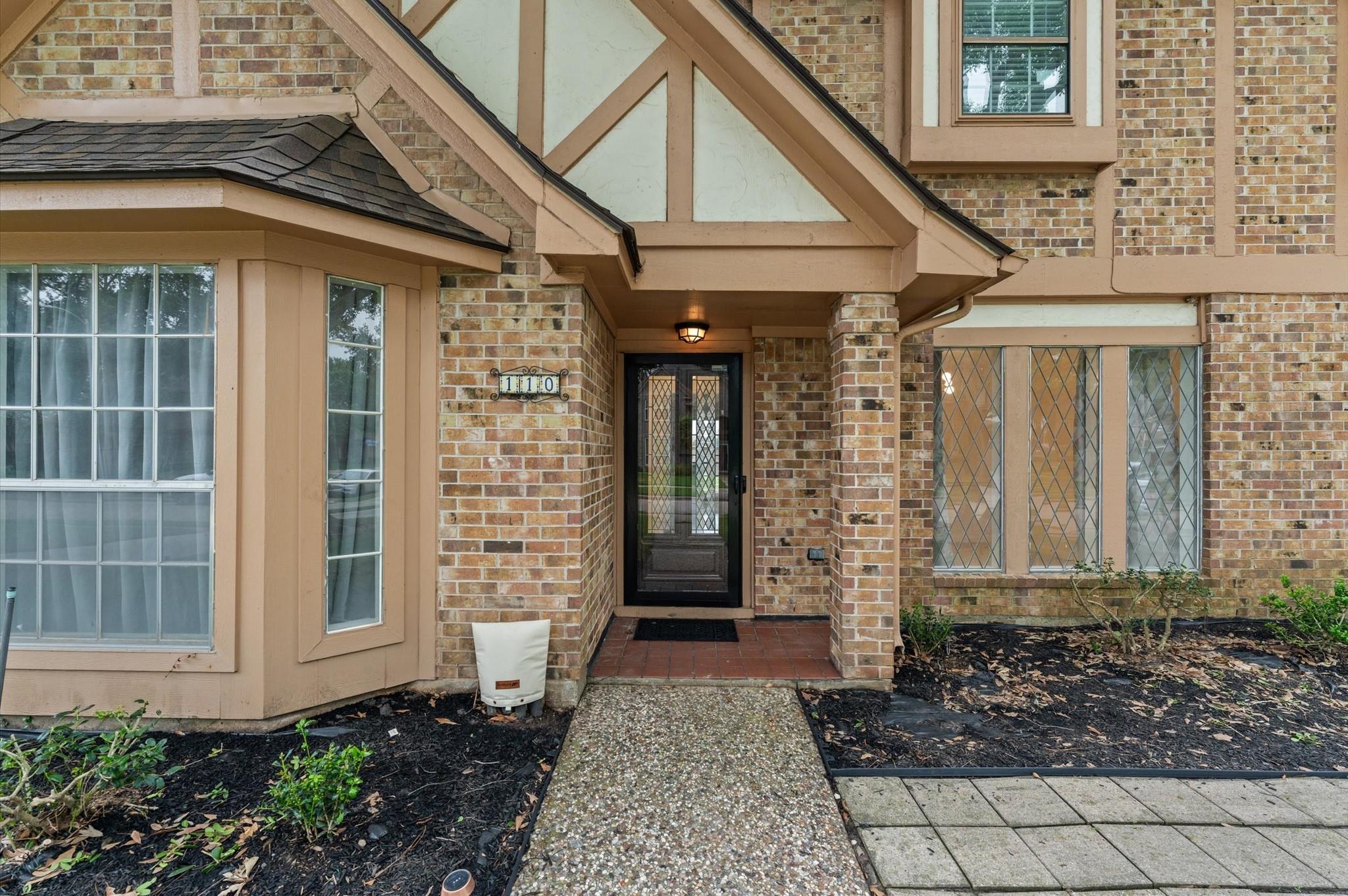 110 Shadow Wood Drive