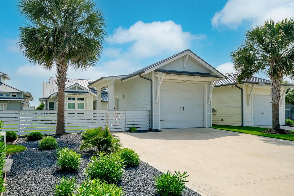 Photo of 118 Reserve Lane, Rockport, TX 78382 (MLS # 90927581)