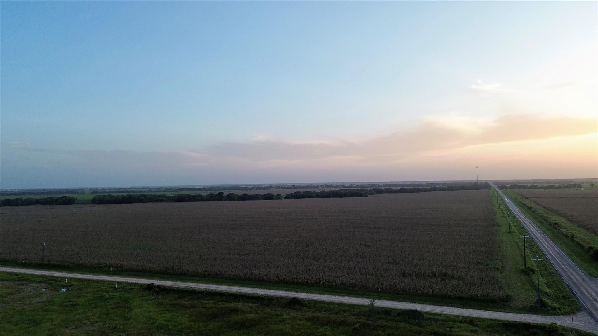 9647 Fm 1300