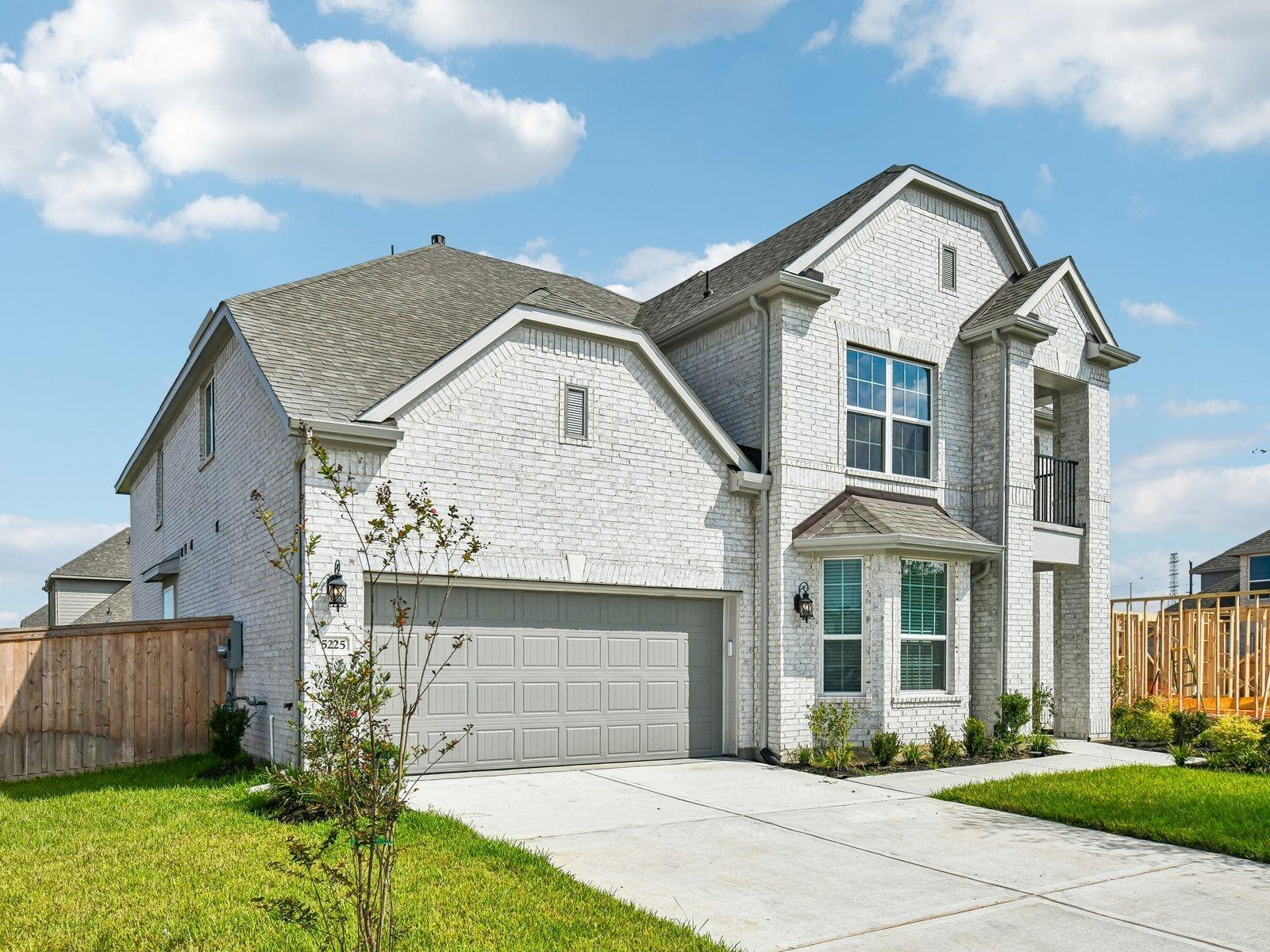 5225 Great Oaks Drive