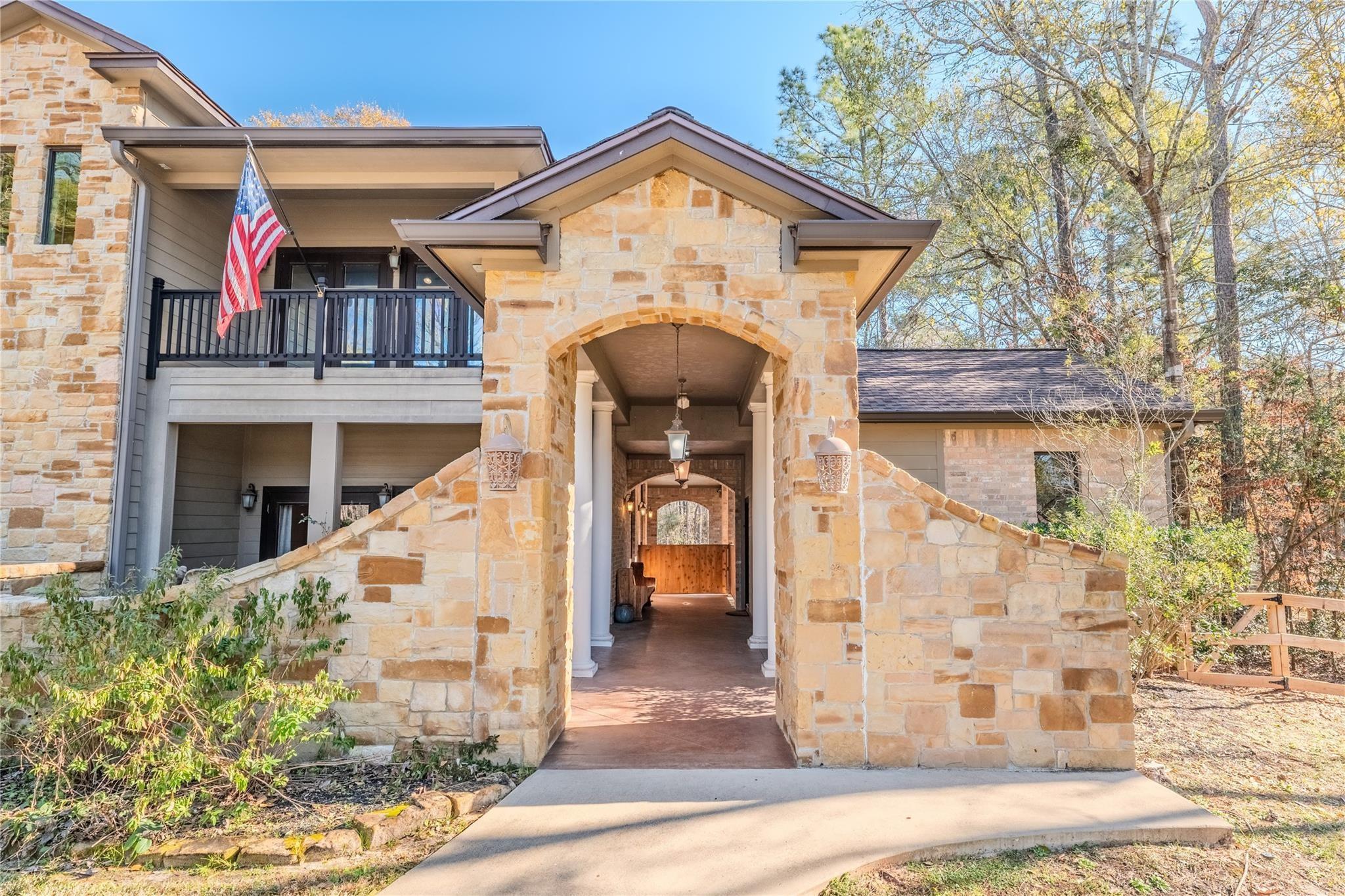 11409 Oak Springs Drive