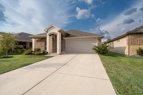Photo of 201 Elm Creek Drive, Hutto, TX 78634 (MLS # 45291408)