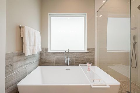 Tiny photo for 2051 Sherwood Forest Street, Houston, TX 77043 (MLS # 51541503)