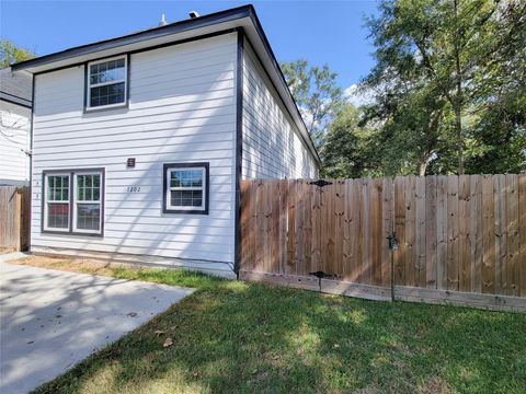 Photo of 7202 Sandle Street #A, Houston, TX 77088 (MLS # 94413395)