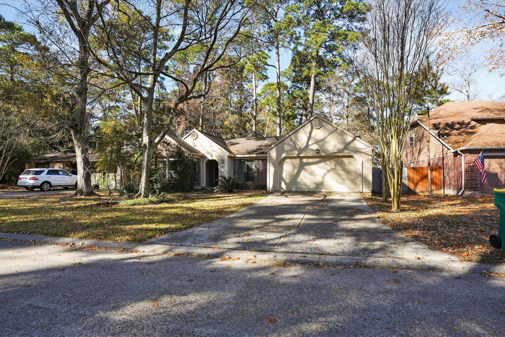 10 S Greenbud Court