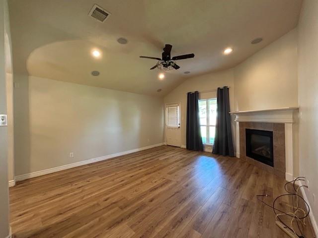 24714 Tribeca