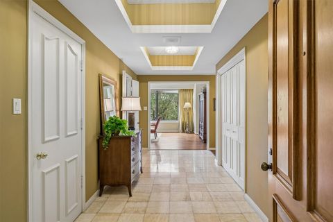Condo For Sale - 101 Westcott Street #305<br/> Harris County, Houston, TX 77007