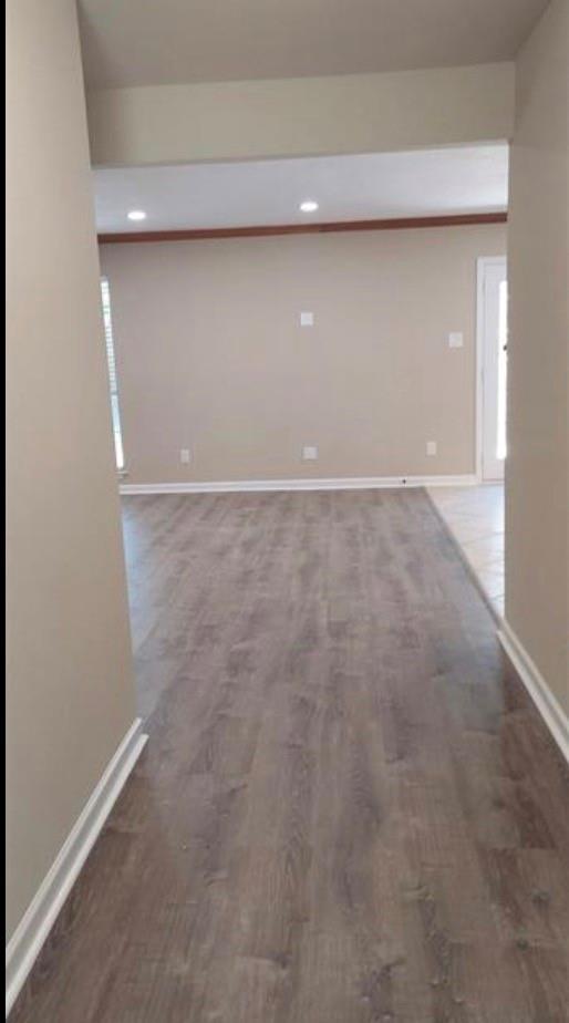 2537 River Ridge