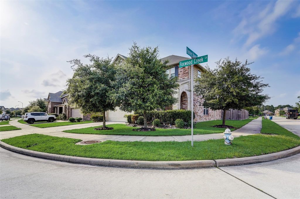 Photo of 13019 Foxwood Creek Lane, Houston, TX 77044 (MLS # 50273062)