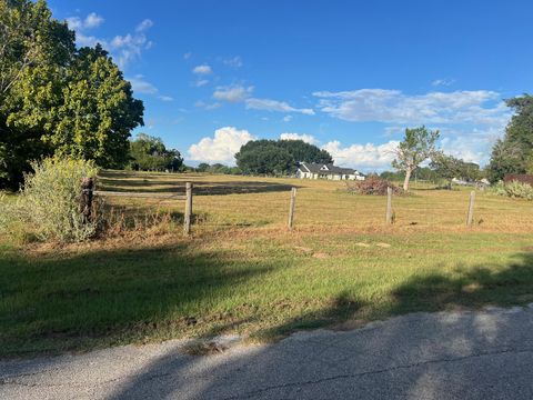 Vacant Land For Sale - 400 6th Street<br/> San Felipe, TX 77473