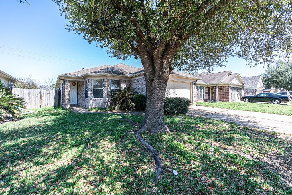 Photo of 19538 Narcissus Brook Lane, Cypress, TX 77433 (MLS # 49544860)