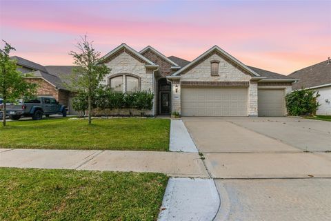 Photo of 25008 Calais New Court Lane, Kingwood, TX 77339 (MLS # 35859213)