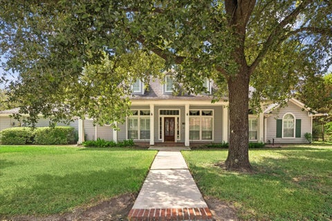 Photo of 1203 Bingle Road, Houston, TX 77055 (MLS # 39861089)