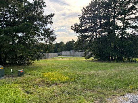 24 Silver Lakes Drive Huntsville TX 77340