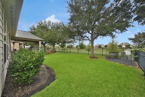 Photo of 8227 Clover Leaf Drive, Rosenberg, TX 77469 (MLS # 98919029)