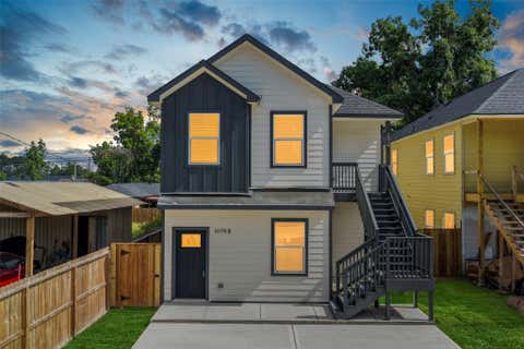 Photo of 1078 Saint Clair Street #A, Houston, TX 77088 (MLS # 89576398)