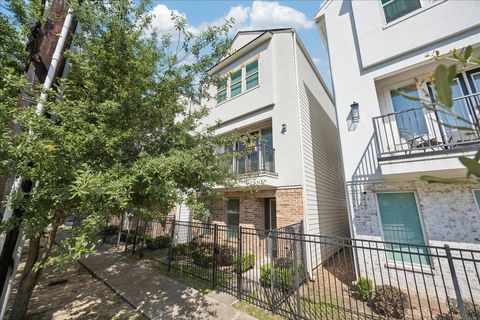 Photo of 4107 Austin Street, Houston, TX 77004 (MLS # 46788742)