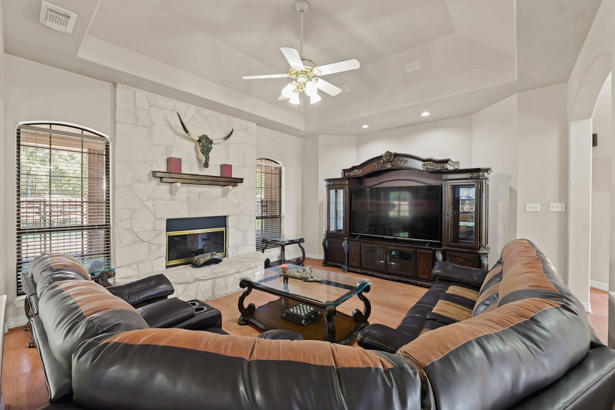 199 Holly Lane