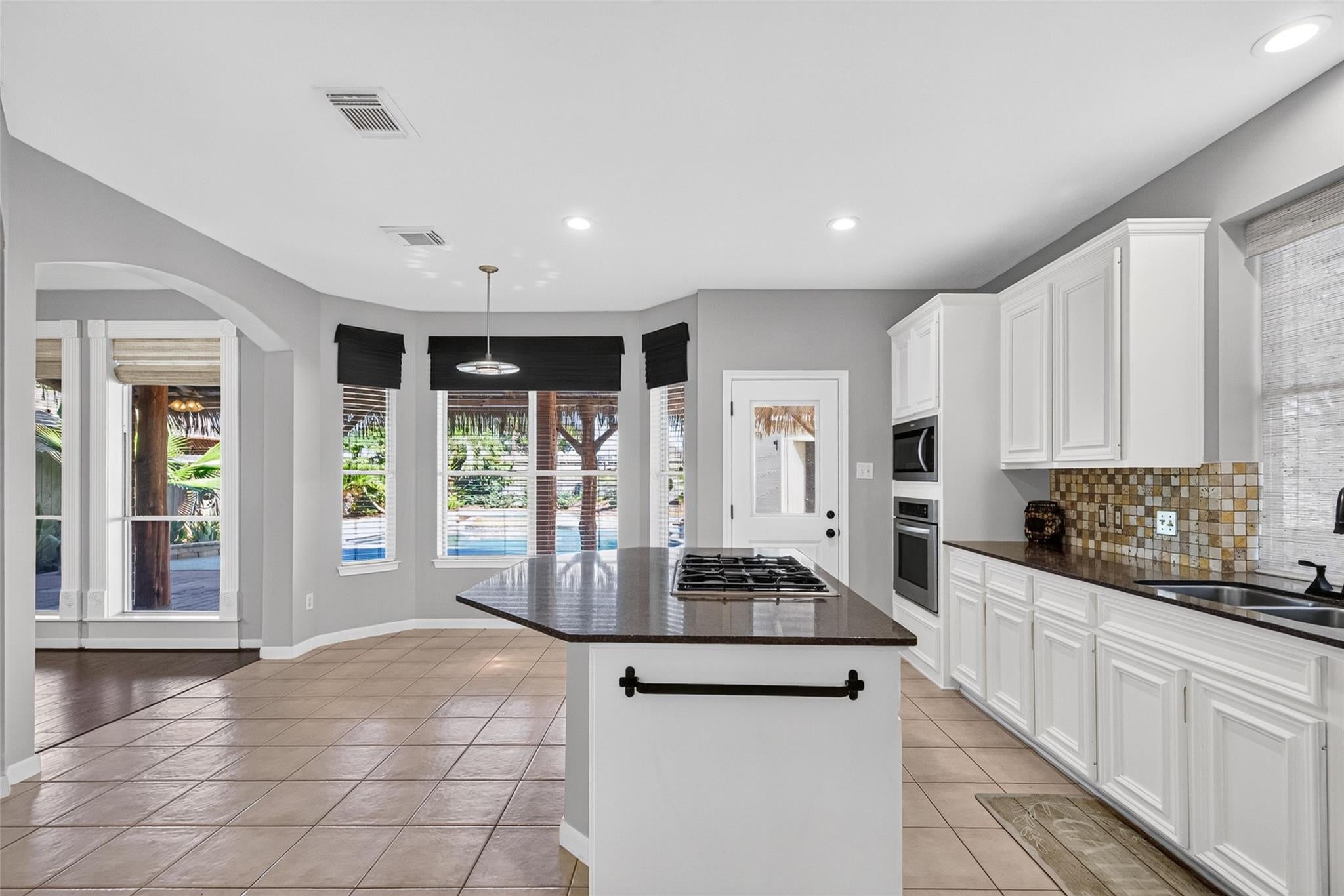 120 Crescent Bay Drive